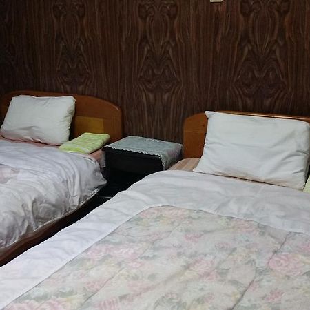 Minshuku Toshi Hotel Yakushima  Eksteriør billede